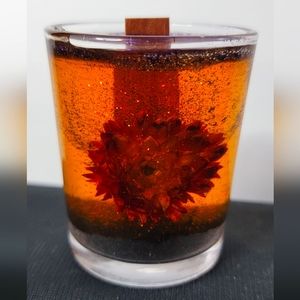 Fall 3oz gel candle with real flower.